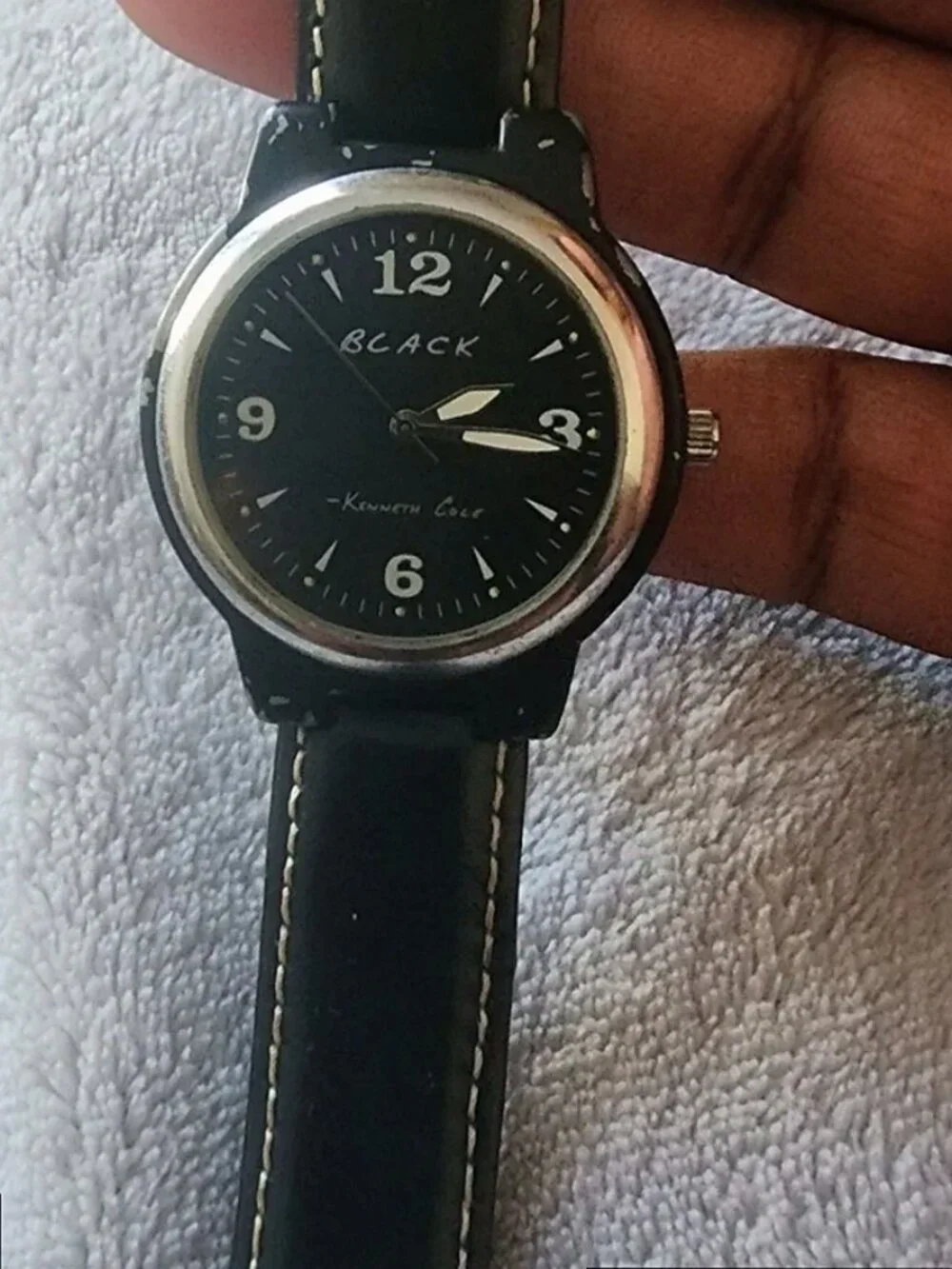 Men’s 4 Watch Bundle – Heavily flawed – Needs Batteries